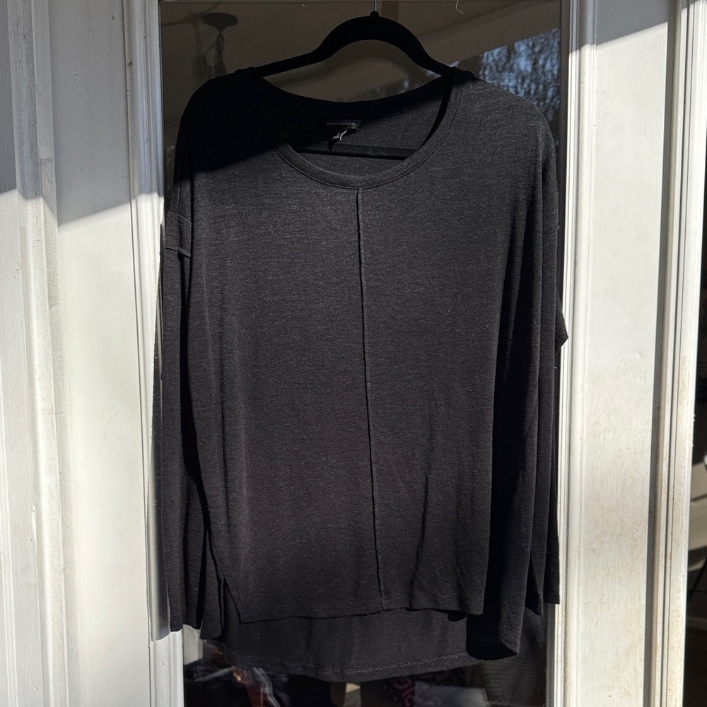 Banana Republic Black Knit Long Sleeve Top size Medium